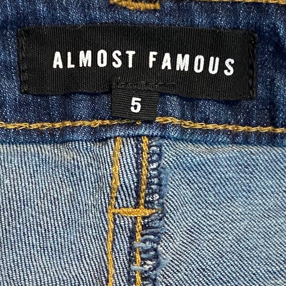 Almost Famous Destroyed Jean Shorts - Picture 7 of 7